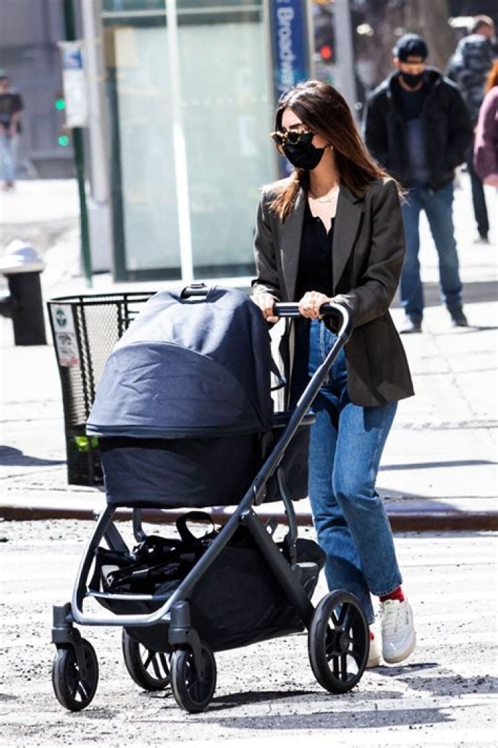 Emily Ratajkowski Breastfeeds Her Baby Sylvester, 1 Month, In Sweet New Photos