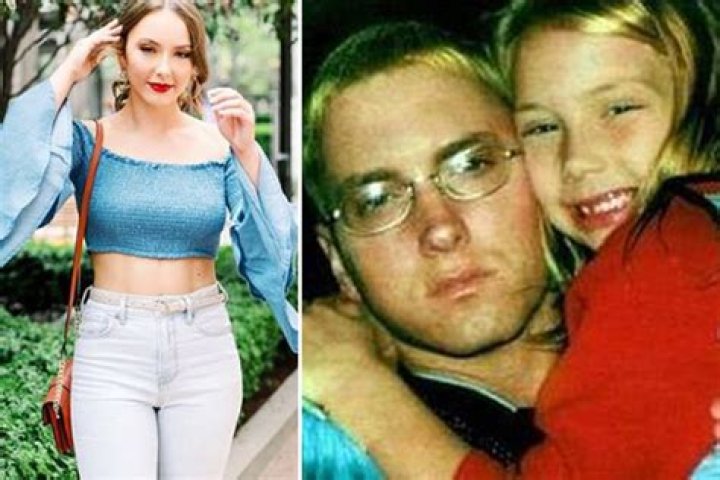 Eminem’s Daughter, Hailie, 23, Shows Off Abs In Crop Top & Shorts — Pic