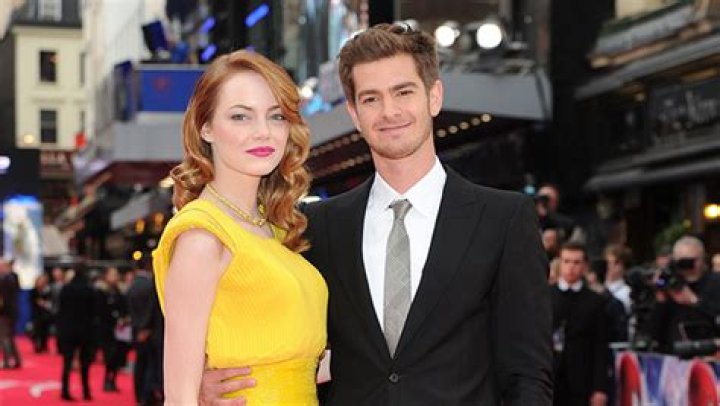 Emma Stone Reacts to Andrew Garfield Being at ‘Poor Things’ Premiere – Hollywood Life