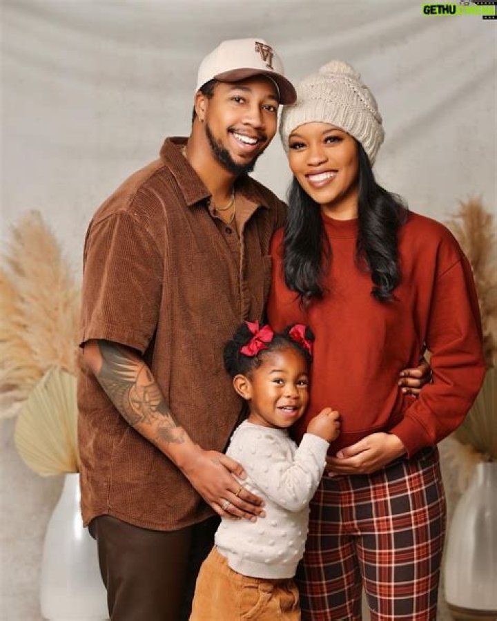 Everette — Exclusive Photos