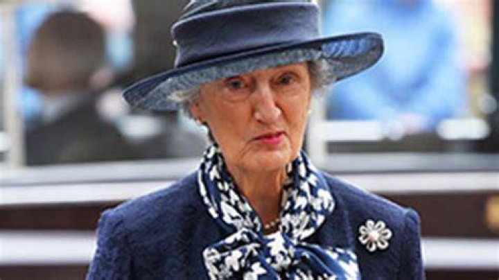 Facts About Prince William’s Godmother Who Resigned – Hollywood Life