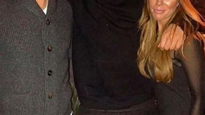 Fans Freak At Sweatpants Pic – Hollywood Life