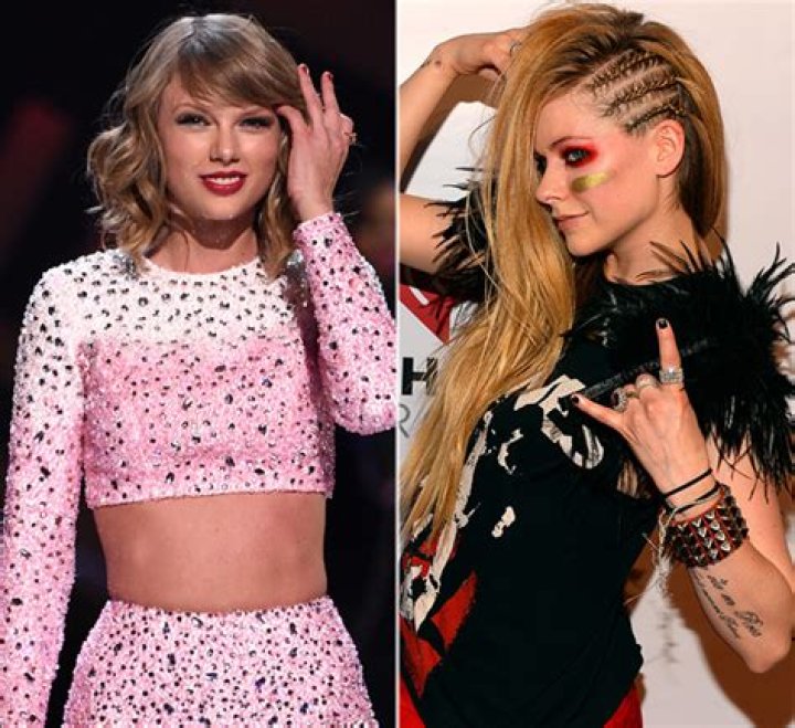 Fans React To Their Online Feud — See Tweets – Hollywood Life