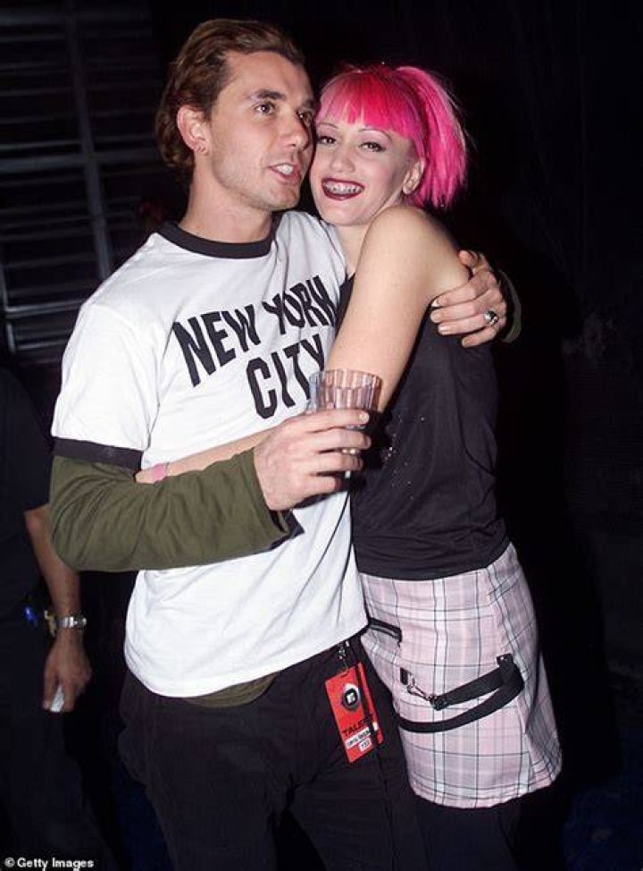 Fans Think Gwen Stefani’s Ex Gavin Rossdale Took Swipe At Blake Shelton During Las Vegas Show