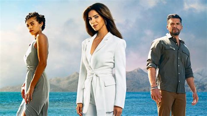 ‘Fantasy Island’ Season 2 Cast On Elena & Javier’s Romance (Exclusive) – Hollywood Life
