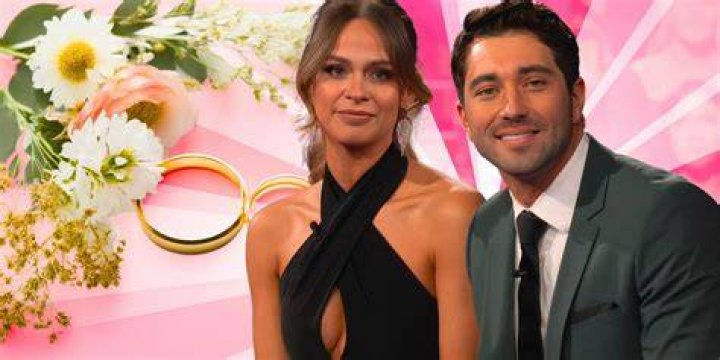 Former ‘Bachelor’ Star Proposed – Hollywood Life