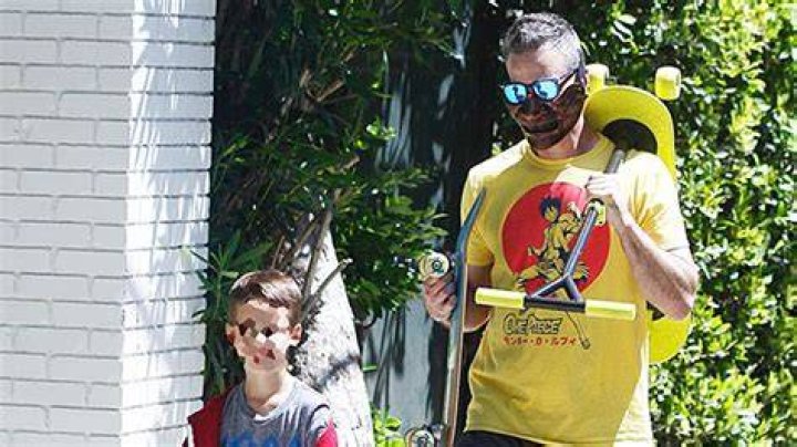 Freddie Prinze Jr. & Son Go Skateboarding In Quarantine: Photo – Hollywood Life