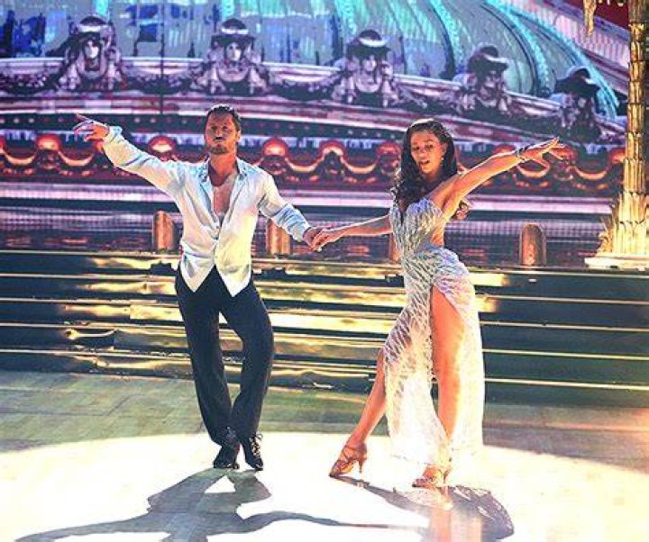 Gabby Windey Reveals Fiance’s Reaction To Her Sexy Dances With Val – Hollywood Life