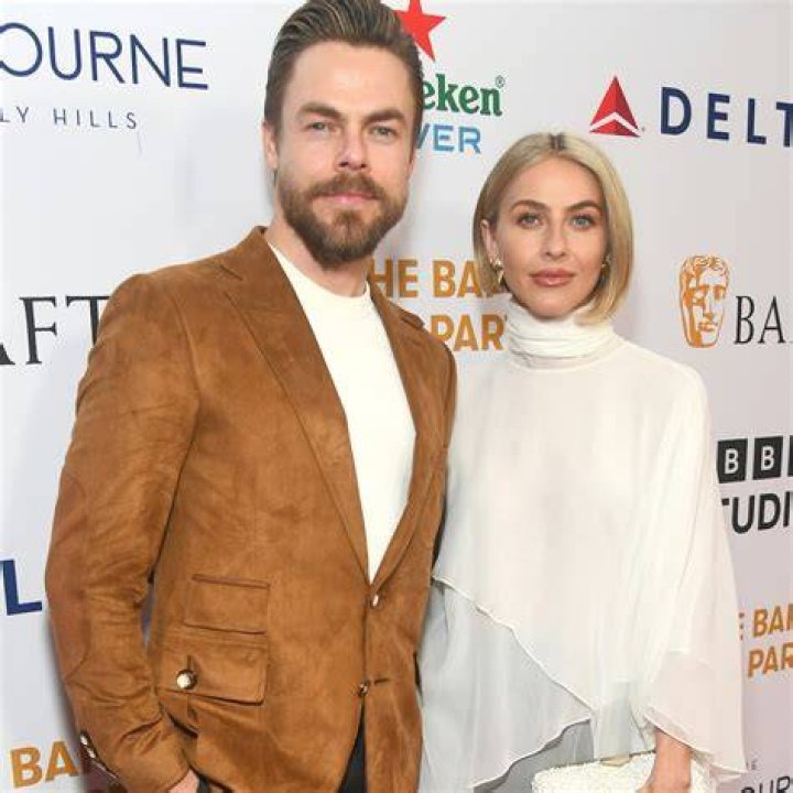 Get Julianne Hough’s Look – Hollywood Life