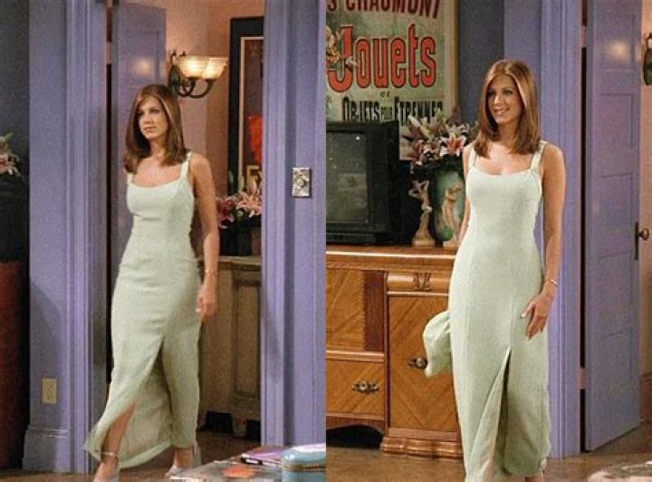 Get The Rachel Green Look With This Wardrobe Staple – Hollywood Life