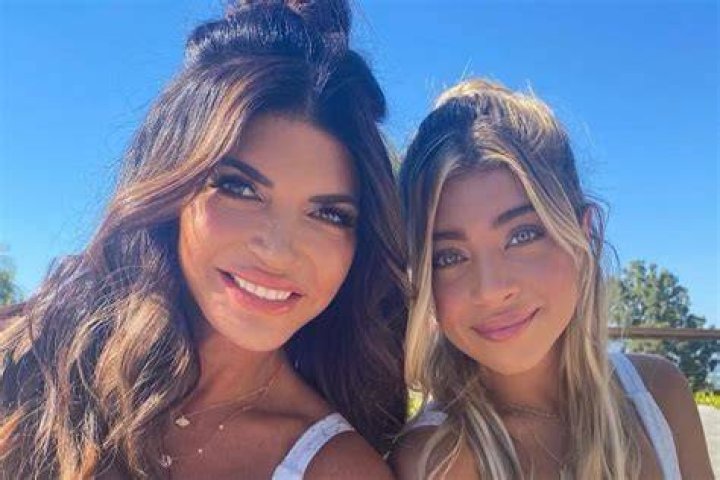 Gia Giudice Rocks Bustier Crop Top In New Photo With Mom Teresa & Lookalike Sisters