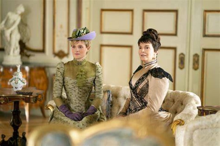 ‘Gilded Age’s Louisa Jacobson Had to Take ‘Corset Breaks’ On Set: ‘My Ribs Were So Sore’