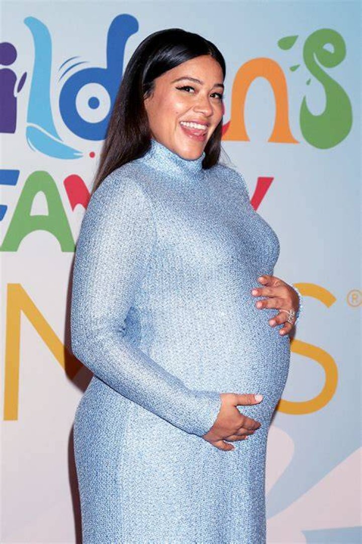 Gina Rodriguez Shares 1st Photo Of Baby Boy Charlie – Hollywood Life