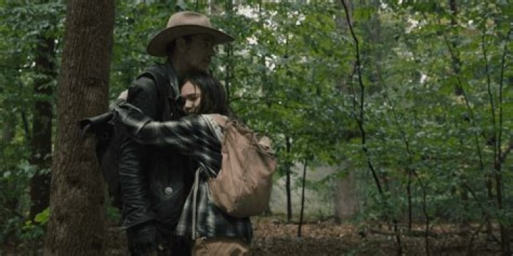 Ginny’s Dad’s Dead & We’re All In Love — Episode 1 Recap – Hollywood Life