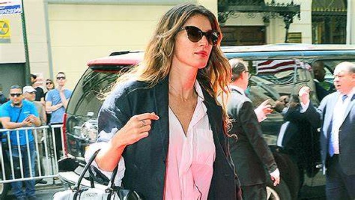 Gisele Bundchen Wears No Wedding Ring In Miami: Photos – Hollywood Life