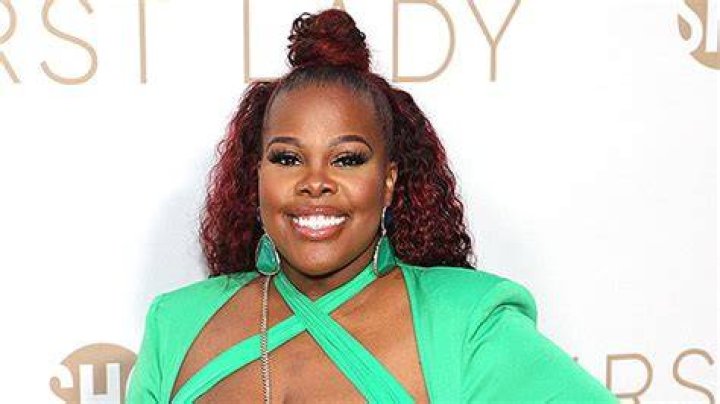 ‘Glee’ Star Amber Riley Shows Off In Strapless Bikini: Photos – Hollywood Life