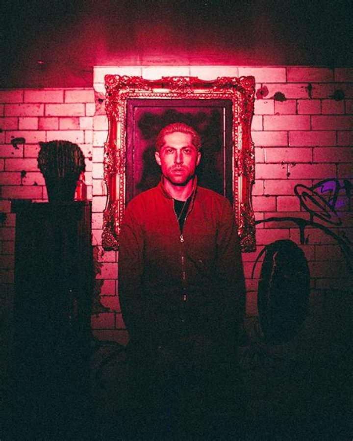 GLU Talks ‘My Demons’ & Shares Playlist Of Songs That Inspired Him – Hollywood Life