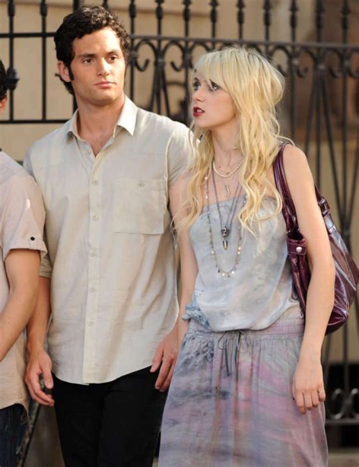 ‘Gossip Girl’ Sibs Penn Badgley & Taylor Momsen Reunite: Photos – Hollywood Life