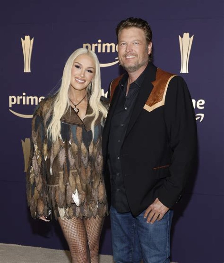 Grammy Awards Couples: See Gwen Stefani & Blake Shelton & More Celeb Duos On The Red Carpet