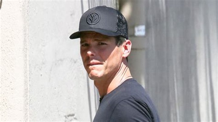 Granger Smith’s Son River Dies In ‘Tragic Accident’ – Hollywood Life