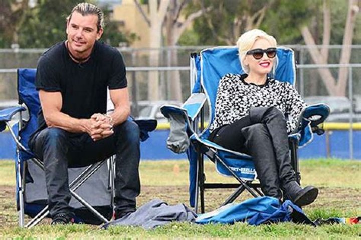 Gwen Stefani & Gavin Rossdale Seem To Avoid Each Other At Son’s Football Game — Photos