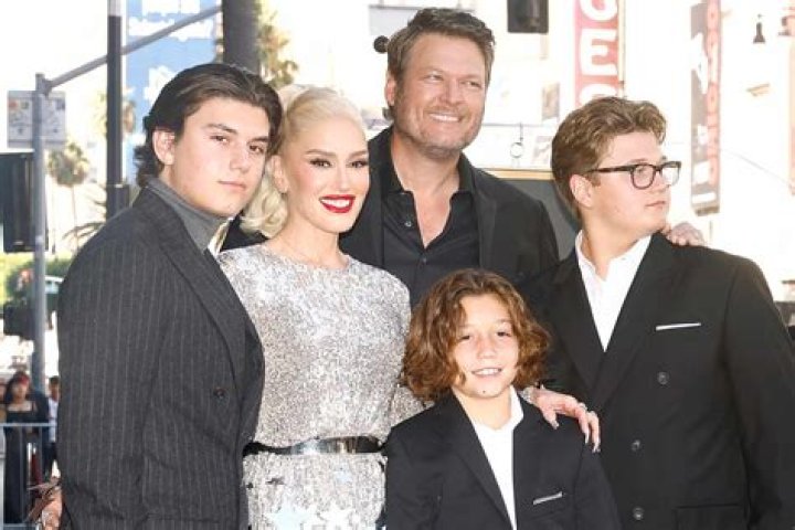 Gwen Stefani Marks Son’s 16th Birthday With Throwback Photo – Hollywood Life