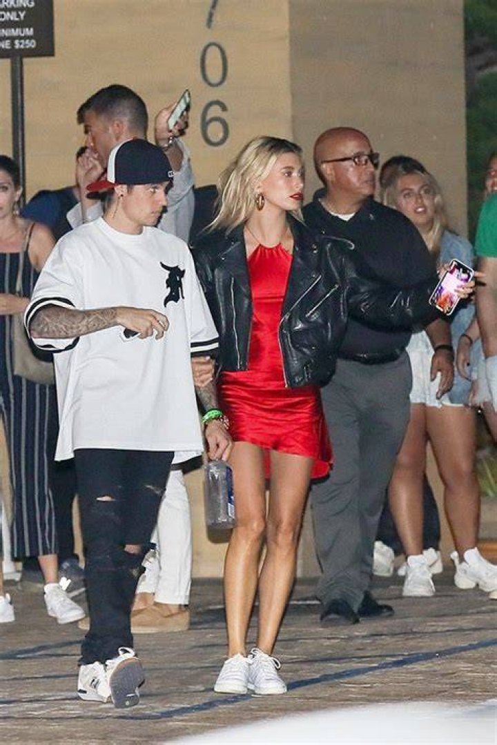 Hailey Baldwin Rocks Red Mini Dress On Date With Justin Bieber: Pic – Hollywood Life