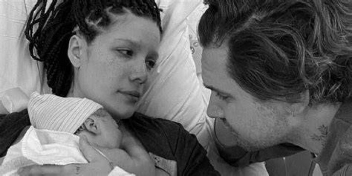 Halsey Welcomes First Child With Boyfriend Alev Aydin: ‘Powered By Love’