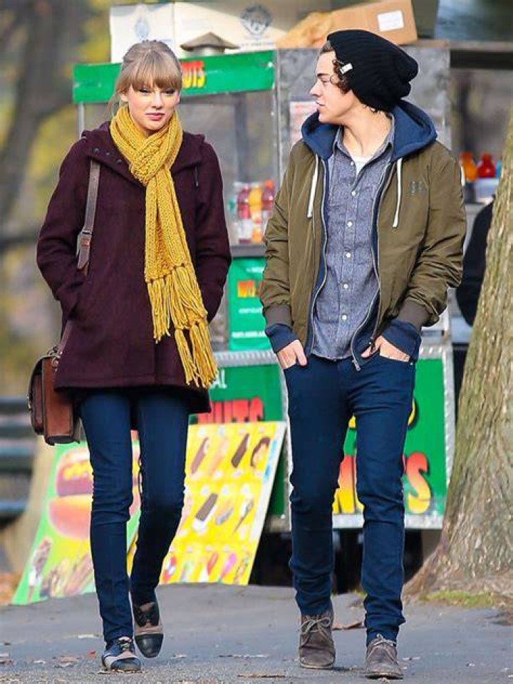Harry Styles Cheated On Taylor Swift — Reason For Break Up? – Hollywood Life