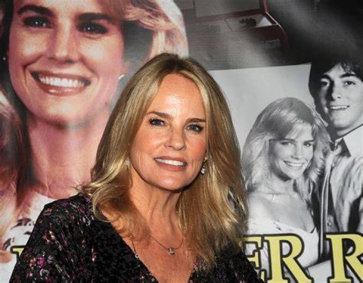 He Made Sure She Had Money Before Death – Hollywood Life