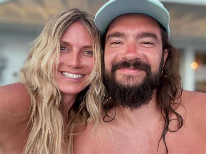 Heidi Klum, 49, Poses In String Bikini On Caribbean Getaway: Watch