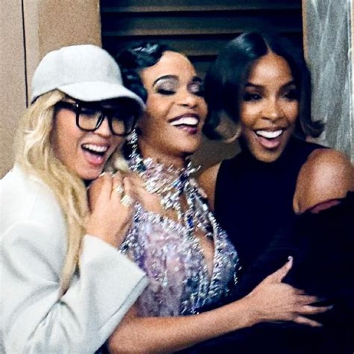 Her Son’s Reaction To Destiny’s Child Reunion – Hollywood Life