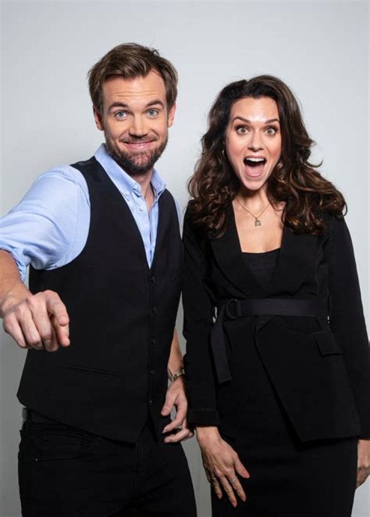 Hilarie Burton & Tyler Hilton — Exclusive Portraits – Hollywood Life