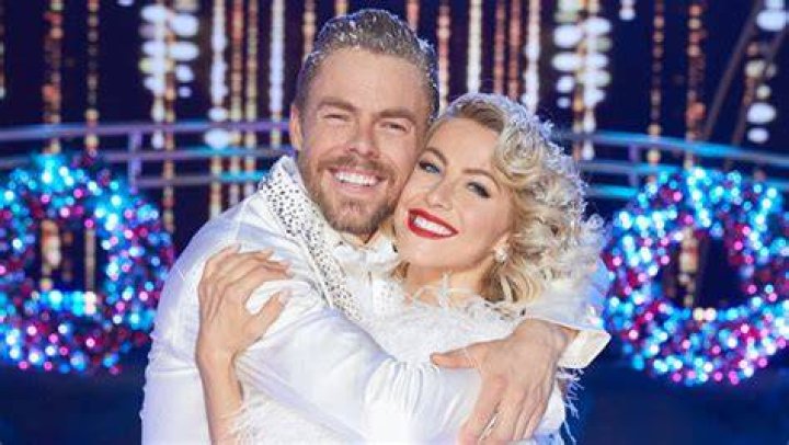 Holiday Schedule 2019: Derek & Julianne Hough’s TV Special & More