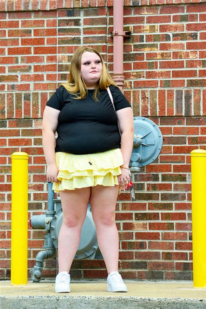 Honey Boo Boo’s Glamorous High School Senior Photos – Hollywood Life