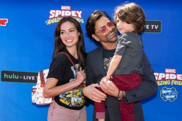 Hottest Celebrity Pics This Week Of Aug 29 – Sept. 4: John Stamos & More