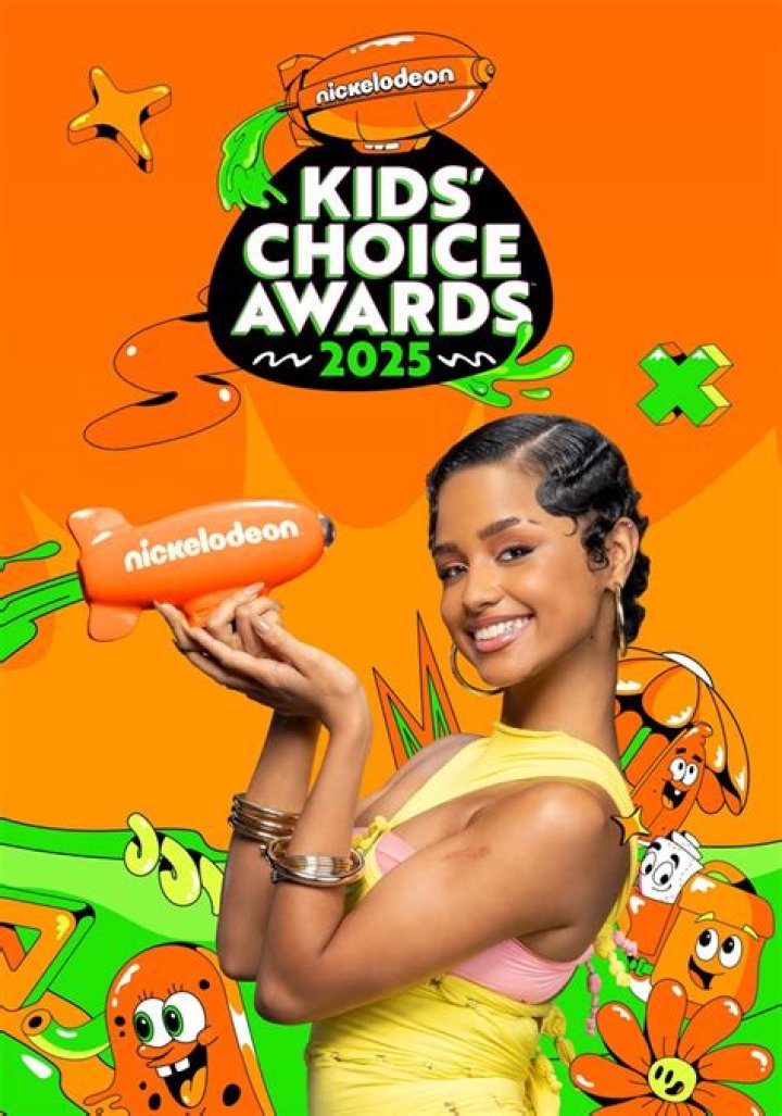 Hottest Hunks at the 2017 Nickelodeon Kids’ Choice Awards– PICS