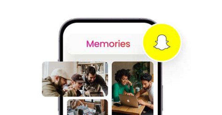How To Watch Snapchat Stories From The Month — My Snap Memories – Hollywood Life