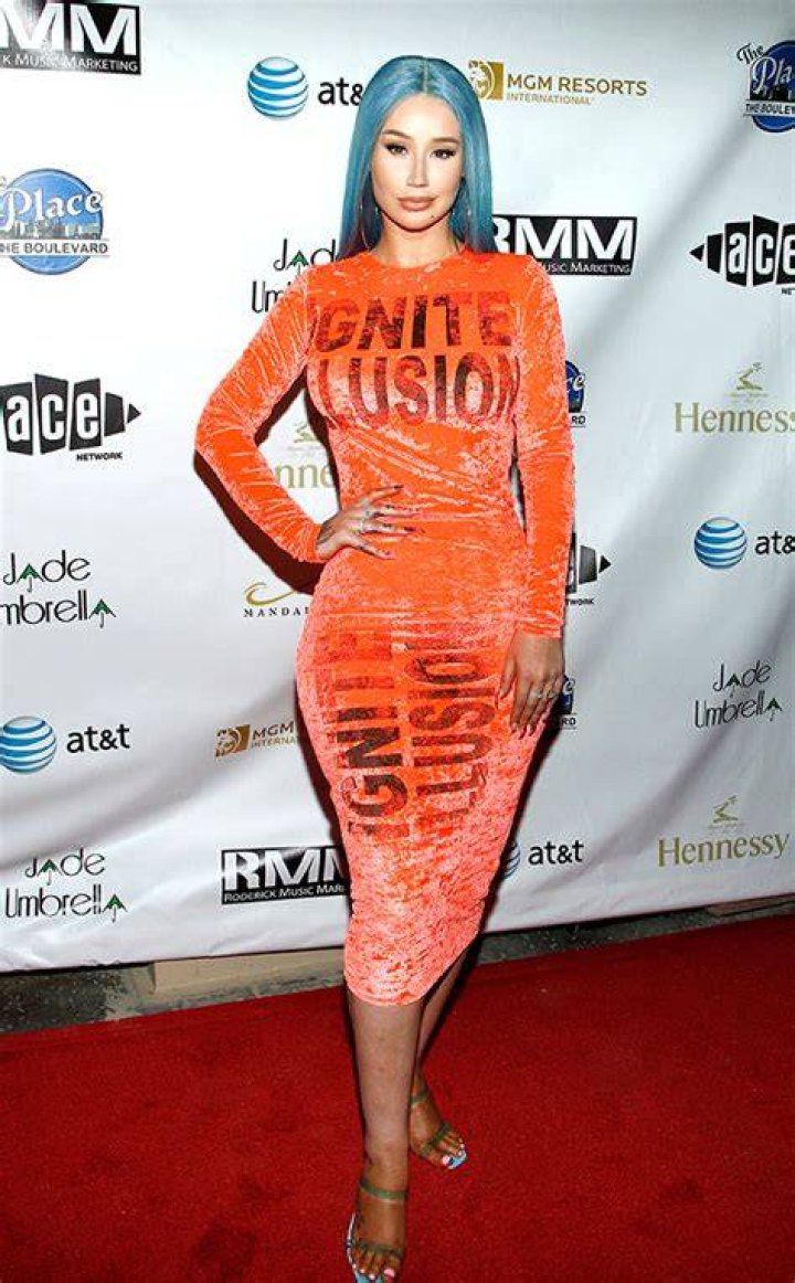 Iggy Azalea Rocks Mini Dress After Rumors She Had A Baby – Hollywood Life