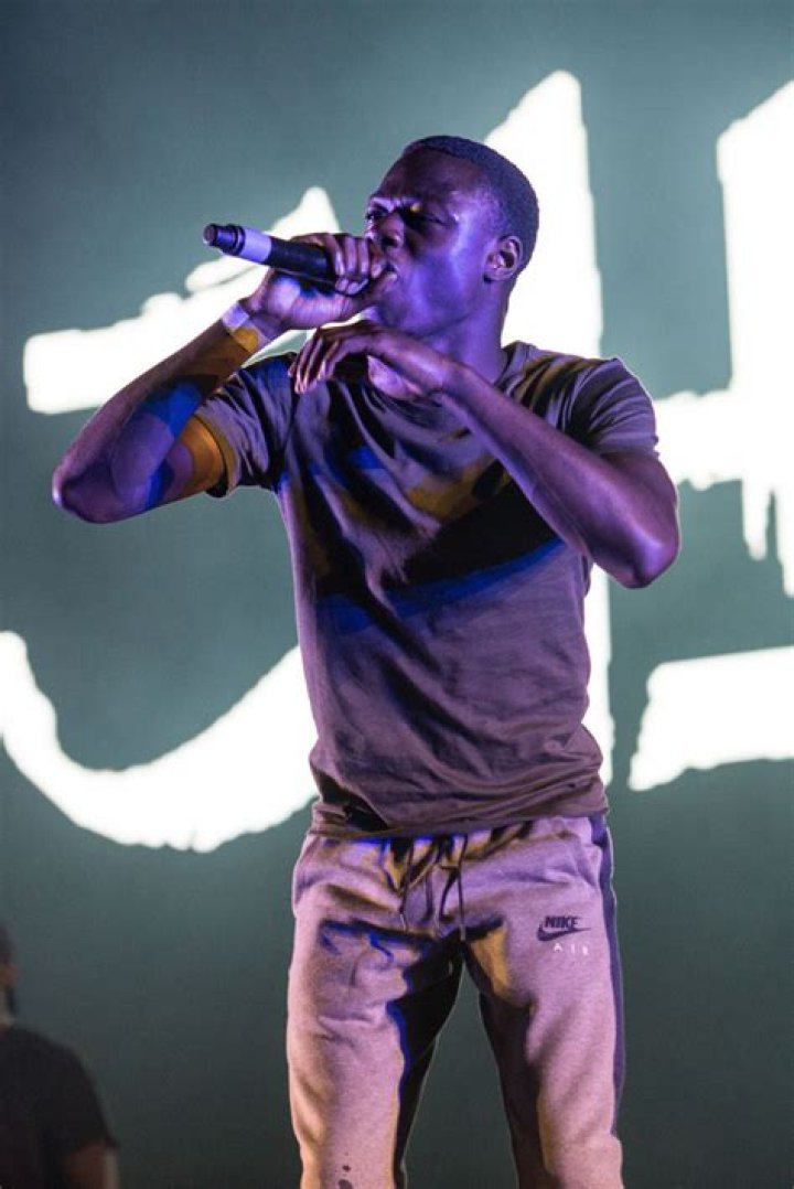 J Hus — PICS