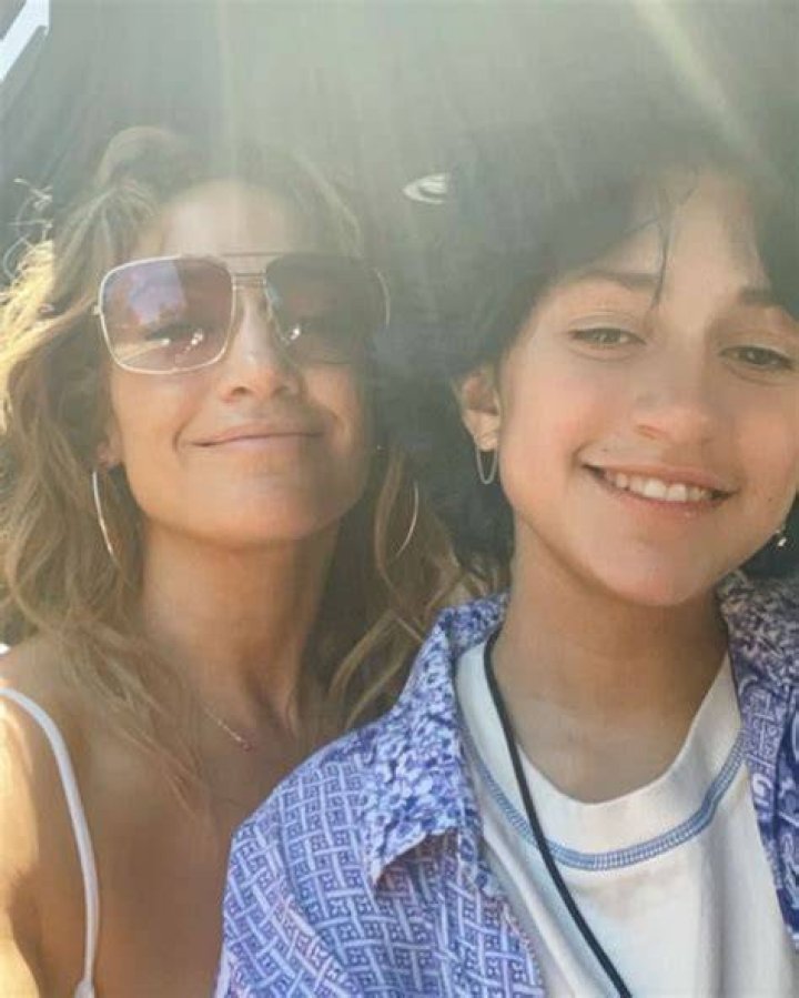 J.Lo ‘Lit Up’ Over ‘Meaningful’ Necklaces For Ben Affleck’s Daughters, Says Celebrity Jeweler