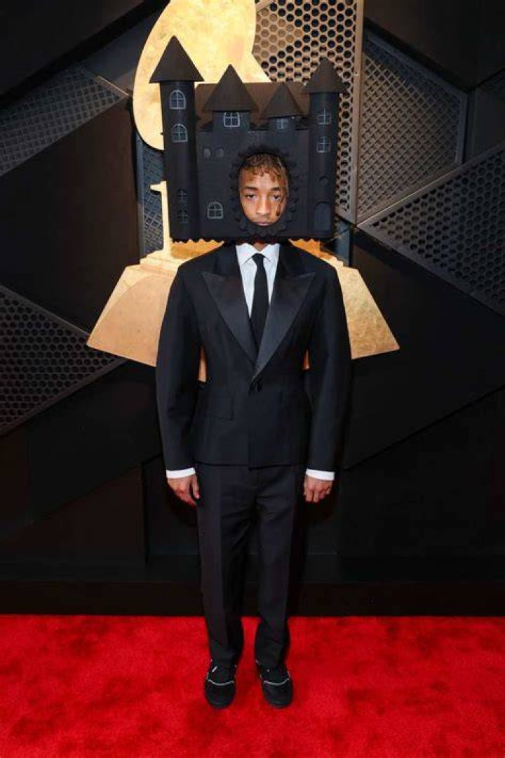 Jaden Smith’s ‘Fallen’ Music Video — Pics