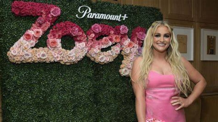 Jamie Lynn Spears Dances Like Sister Britney In New Bathroom Video – Hollywood Life