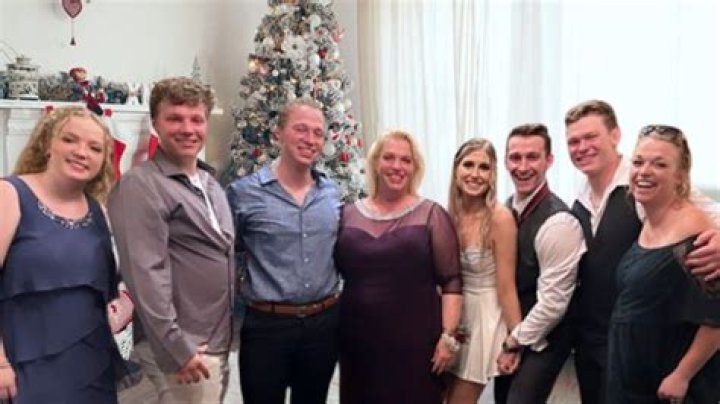 Janelle Brown Spends Christmas With Her Kids After Kody Brown Split – Hollywood Life