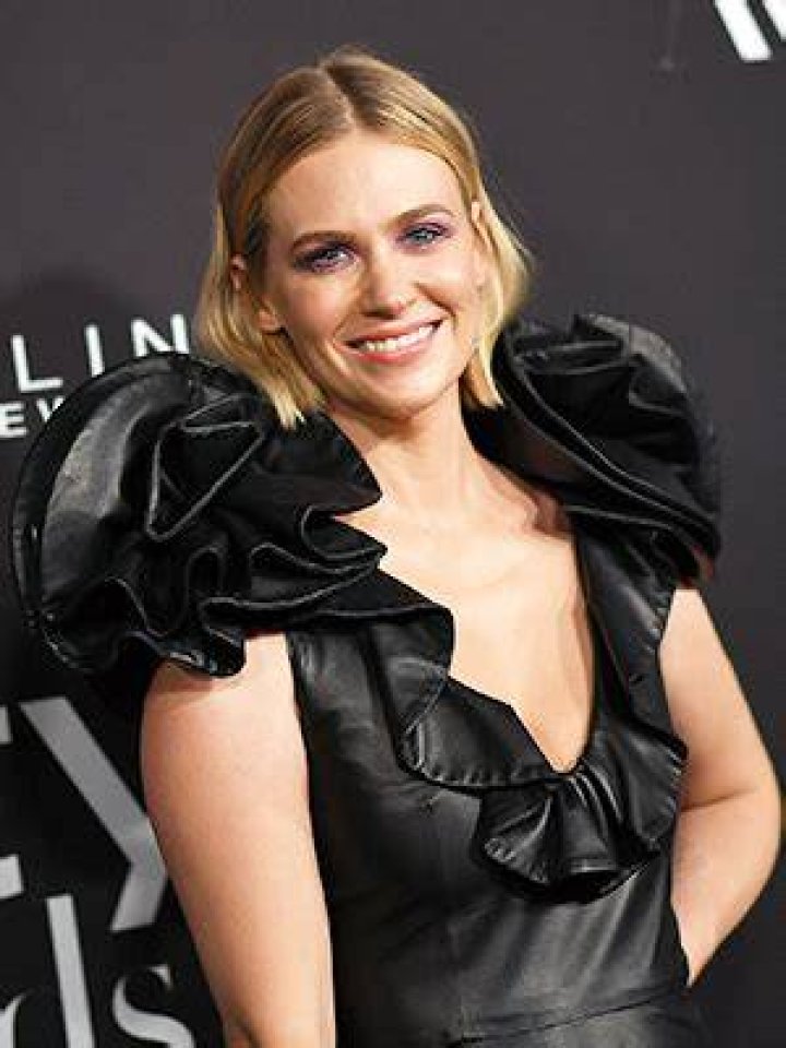 January Jones’ Hottest Outfits: Photos – Hollywood Life