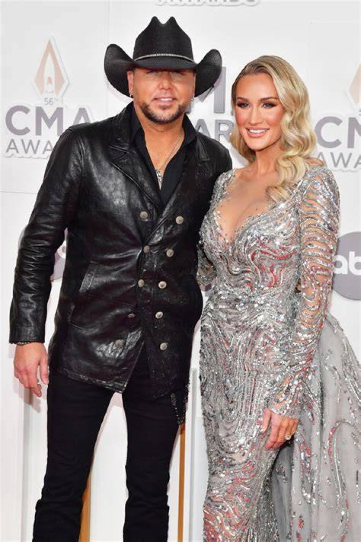 Jason Aldean’s Wife Brittany Celebrates Song Success After Backlash – Hollywood Life