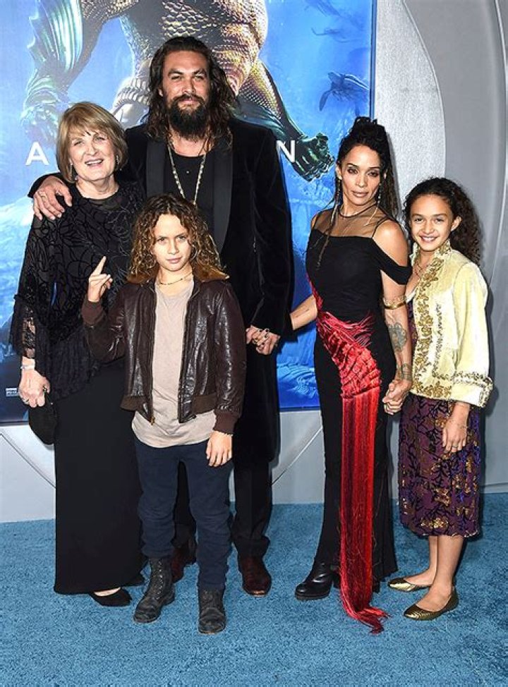 Jason Momoa Poses With Kids In New Photo After Lisa Bonet Split – Hollywood Life