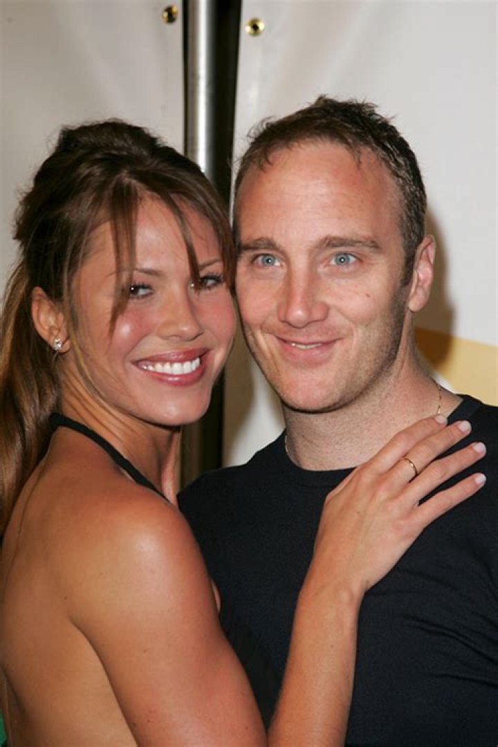 Jay Mohr & Nikki Cox — PICS