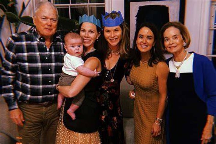 Jenna Bush Hager Shares 1st Photo Of Twin Sister Barbara’s ‘Precious’ Baby Cora Georgia