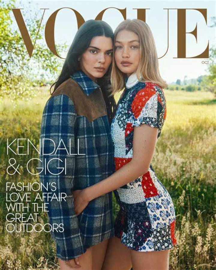 Jenner & Hadid Sisters: Photos Of Kendall, Gigi & More